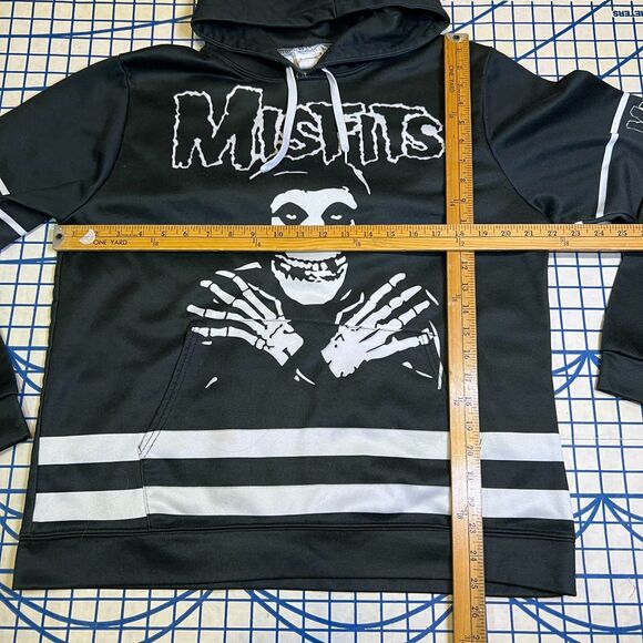 Misfits Pullover Hoodie Size Large Graphic Print Zootop Bear Polyester - Picture 10 of 10